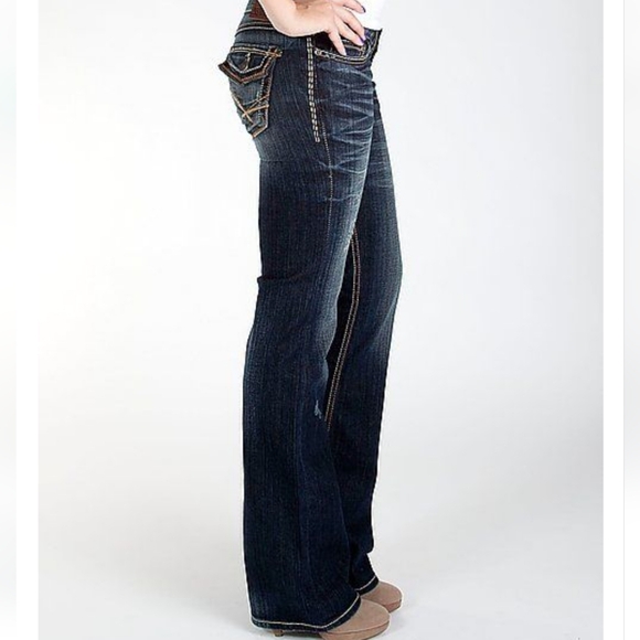 BKE Madison Low-Rise Flare Jeans - Picture 2 of 12